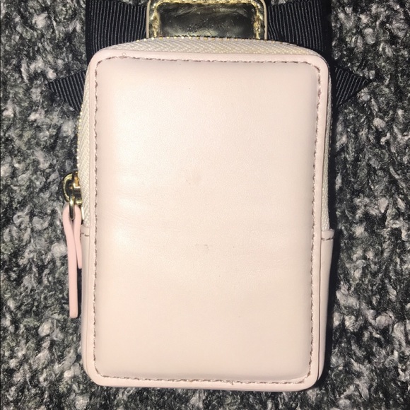 *SOLD* Kate Spade Coin Case - Picture 2 of 5